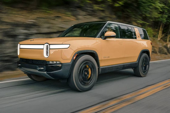 2023 RIVIAN R1S 4モーター 800P.S サイレンス 660km 3.1秒で60mphを打つ 全電動動動力 W 7座 高級カービン