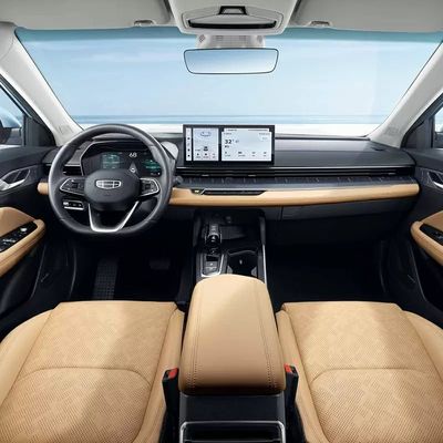 中国ニューエネルギー ジーリー エムグランド L HIP 2024 チャンピオン版 1.5TD-DHT Pro 100KM Beyond Type (プラグインハイブリッド)