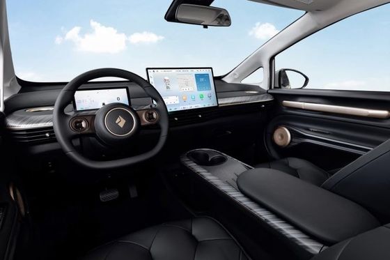 バオジャン・ユンドゥー (EQ100) 460 Pro 460kmの走行距離を持つ最もスマートな電気MPV