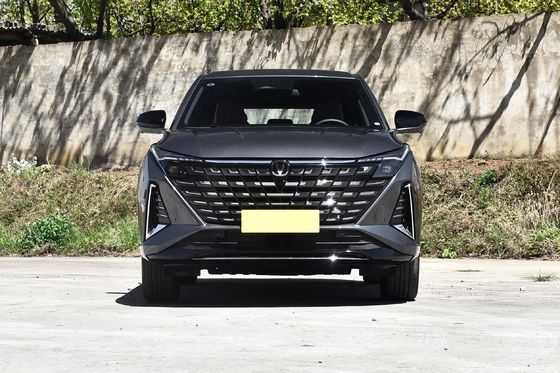 2024年 チャンガン UNI-Z 1200kmの走行距離を持つプラグインハイブリッド電気自動車