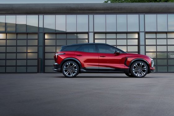シェボレー初の電気SUV シェボレー・ブレザーEV 2024 557馬力& 324マイル範囲