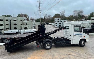 理想的なPUREトラックは,様々な要求に応えており, 84マイルの範囲で最後のマイル物流と職業サービスを解決します.