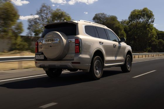 新しいエネルギー車 2023 TANK 500 PHEV AWD ドライブ列車 時速180km 最大速度6.9秒 0-100加速