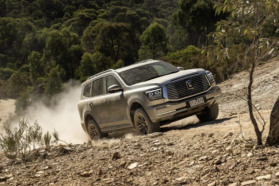 新しいエネルギー車 2023 TANK 500 PHEV AWD ドライブ列車 時速180km 最大速度6.9秒 0-100加速