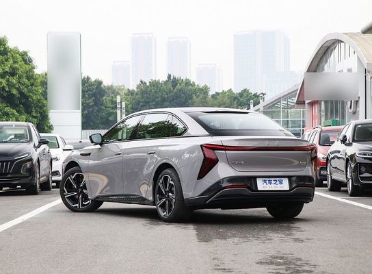 純電動車 中国 有名ブランド ホンキ EH7 2024 600km プロ 600km 長距離と4ドア/5座セダン