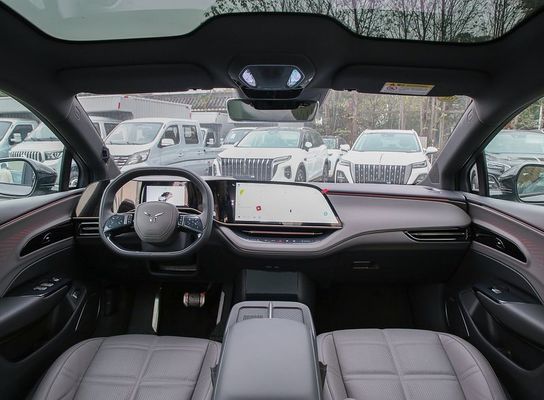 純電動車 中国 有名ブランド ホンキ EH7 2024 600km プロ 600km 長距離と4ドア/5座セダン