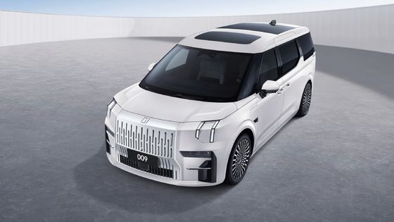 ZEKR 009 純電気豪華MPV MPVS 140kwhバッテリーの期待を再定義 822km CLTC範囲 0-100km / h 4.5秒で