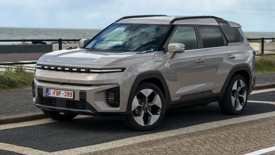 最新の純電気自動車 KGM トーレス EVS 時速109mph 最高速度152kw 207PS 最大出力 準備済み 純電気自動車