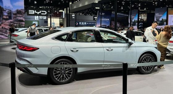 プレセール2024 BYD キーン L DM-i 80km 電動車 到着 近いうちにハイブリッドカー 1.5T 101ps L4 新型 エンジェリーカー