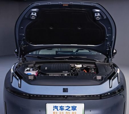 今日 最新のLYNK&CO 07 EM-P 126km長距離プロ PHEV 160 kWの電動モーターと350N.mのトルク