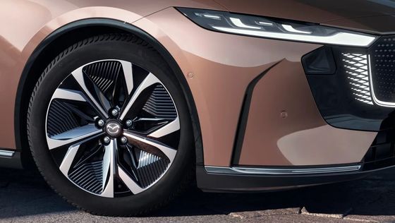 最初の純電動車 マツダ EZ-6は 滑らかな後輪駆動セランの