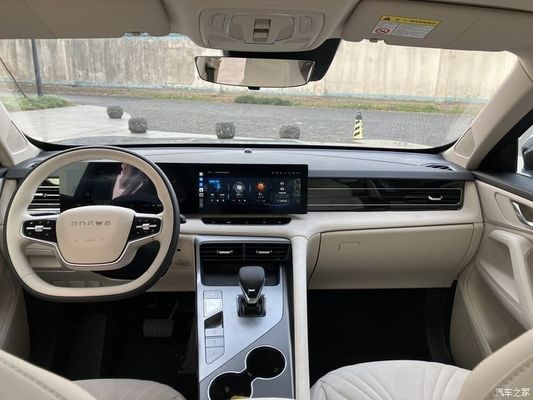 最新のSaic Roewe D5X DMH PHEV 1.5リットルのターボエンジンと 110kw/235N.mのパワーの単一電気モーター