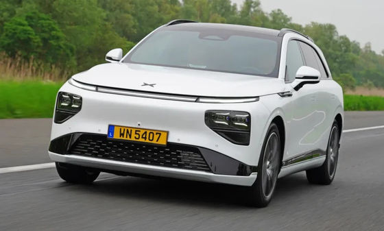 新しいプレミアム電気SUV -Xpeng G9 2024 570km pro 230モーターパワー 430N.m トーク 6.4sec 0-100km/h加速