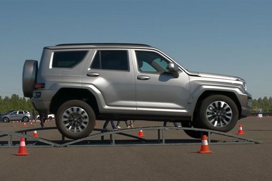 GWM TANK 高級オフロードSUV PHEV AWD 駆動列車 190km/h 最高速度 3.0t 360PS V6エンジンと0.4h 急速充電時間