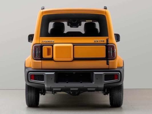 2024年 フルクロスオーバー BAOJUN YEP EV 303km CLTC 28.1電池 75kw モーターと最大速度100km/hまで 3または5ドア