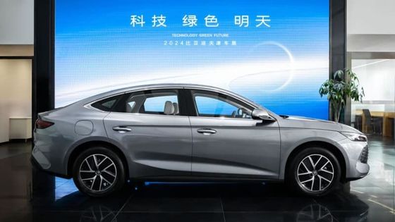 新しいハイブリッド車両 2024 BYD Qin L Dm-i 1.5T 101PS.L4 エンジン 218PS 電動エンジンパワー 180km/h 最大速度