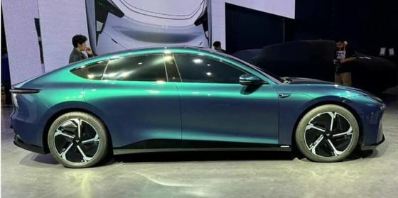 プレセール ジーリー&バイドゥ 共同ブランド ジーユー07 200kw/271P.s のモーターパワー 2WD 駆動列車 4ドア/5シート