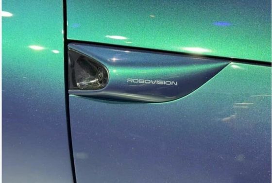 プレセール ジーリー&バイドゥ 共同ブランド ジーユー07 200kw/271P.s のモーターパワー 2WD 駆動列車 4ドア/5シート