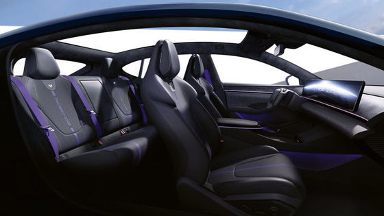 プレセール ジーリー&バイドゥ 共同ブランド ジーユー07 200kw/271P.s のモーターパワー 2WD 駆動列車 4ドア/5シート