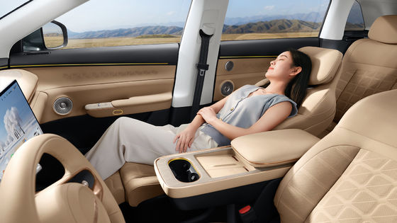 最新の電動車 REEV EXEED ET 200 Plus 最大出力195kw& 324N.m トーク 7.8sec 0-100km/h 加速電動車