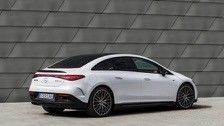 超長距離電動車 メルセデス・ベンツ EQE AMG 53 4MATIC+ 460kw/625P.s エンジンパワー 220km/h 最大速度