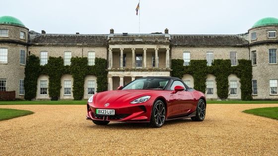 MGサイバースター トロフィー 全電動 スポーツカー 健全な335bhp 350lbフィートトーク,336マイル範囲 77kwhバッテリー