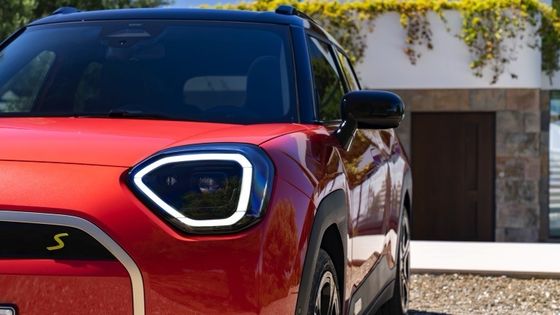 全新 全電気 MINI アセマン SE 54.2kwh バッテリー 強力 215hp & 330N.m モーター 7.1s 0-100km/h の加速
