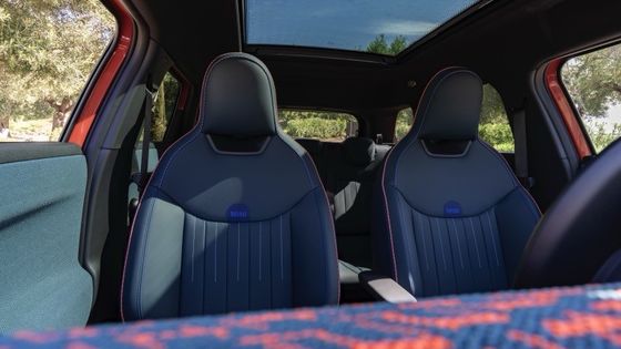 全新 全電気 MINI アセマン SE 54.2kwh バッテリー 強力 215hp & 330N.m モーター 7.1s 0-100km/h の加速