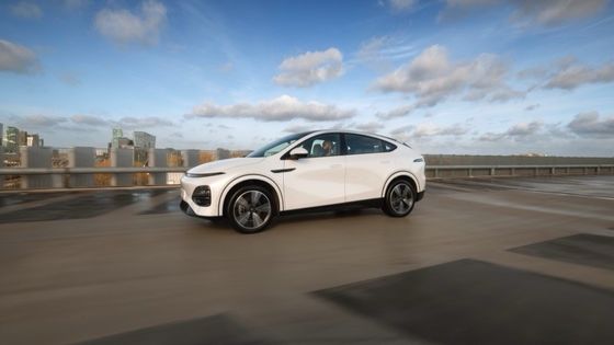 Xpeng G6 RWD ロングレンジ 電動車 SUV EV 電動車 210kWのエンジンパワー RWD運転 & 490kmの範囲