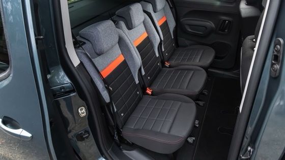 新型シトロエンe-ベルリンゴ 新型電気自動車 339km 走行距離 100kwのバッテリーで52kwh モーターパワー&最高速度132km/h