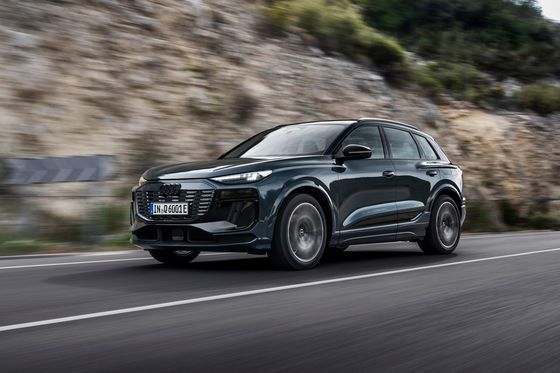 超高速で270kWの充電とAudi Q6e-tron純電動車285kWのパワーの豊富な設備で長距離を主張しました