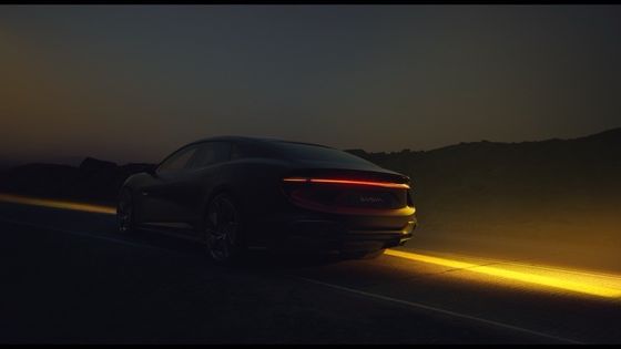 ロータス エメヤは 650kmの範囲 250km/h最高速度 & 450kwのパワーを持つ4ドアGTボディスタイルでファームのニューエイジEVテクをパッケージします