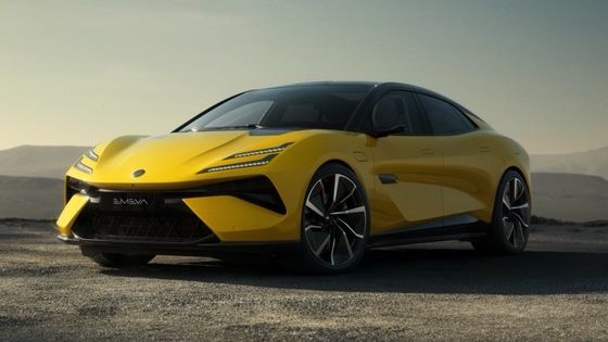 ロータス エメヤは 650kmの範囲 250km/h最高速度 & 450kwのパワーを持つ4ドアGTボディスタイルでファームのニューエイジEVテクをパッケージします