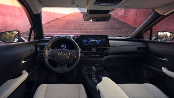 レクサス UX300e 2023 レビュー,オール電動EV 440km範囲 WLTP 7.5s 0-100km/h 加速 150kw パワー 純粋な電気自動車