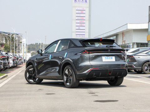 最新のHUAWEIシステム DEEPAL S07 2024 EREV 121km CLTC0.5h 急速充電時間 175kW 最大パワー 320N.m トーク