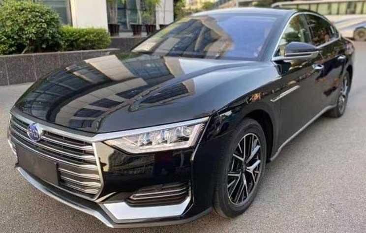 BYD E9の大きい電気自動車の高級セダンの左手ドライブ185km/h 506km範囲