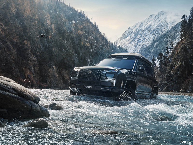 プレセール 2024 北京車展 BYD 陽王U8 2024 高級オフロード車両 1197hp 4モーター 4wd 電動車 BYD U8 ハイブリッド
