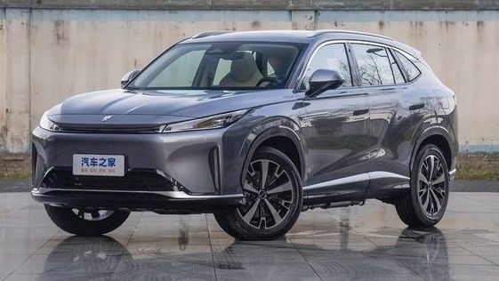 最新のSaic Roewe D5X DMH PHEV 1.5リットルのターボエンジンと 110kw/235N.mのパワーの単一電気モーター